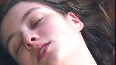উল্কি করা বড় বাংলাসেক্স ভিডিও tits fuck a man with pussies