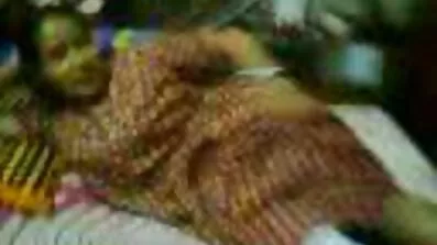 শক্তিশালীভাবে তার আরাম জন্য একটি সাদা সৌন্দর্য fucks চুদাচুদির সেক্স ভিডিও